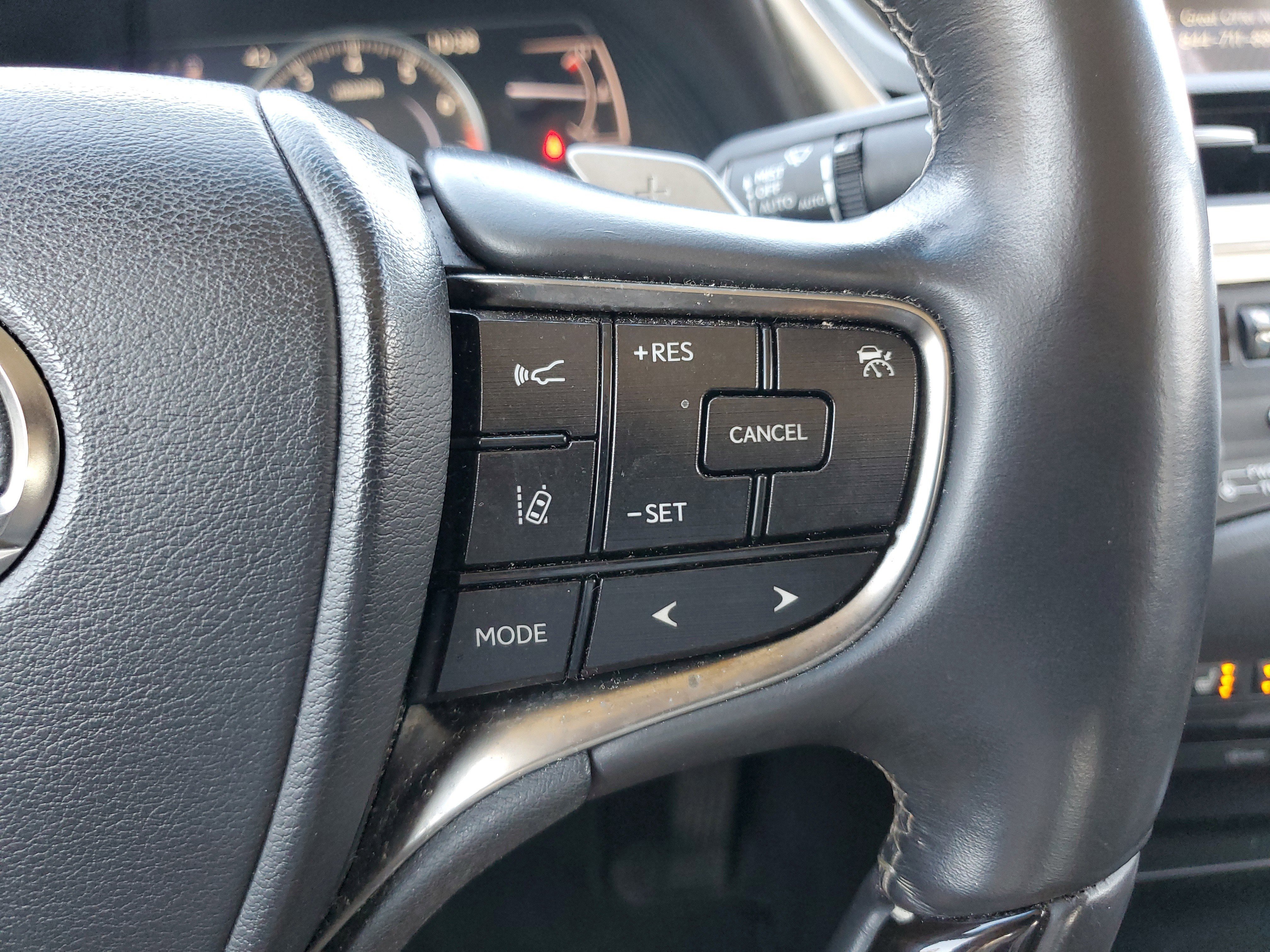 Used 2020 Lexus ES 350 w/ Premium Package image 22