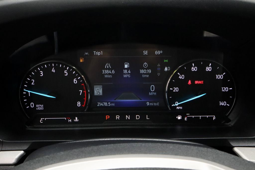 Certified 2022 Ford Explorer XLT w/ Equipment Group 202A image 29