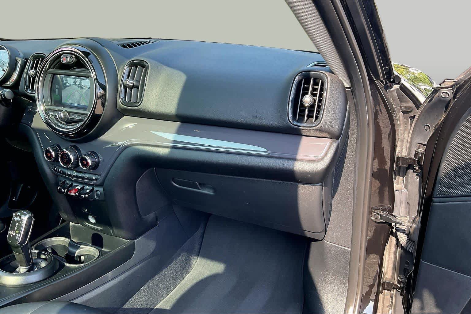Used 2020 MINI Cooper Countryman ALL4 AWD/4WD image 18