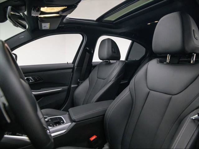 Used 2025 BMW M340i w/ Shadowloine Package image 15