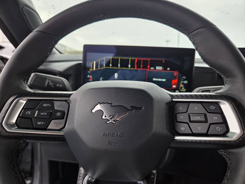 Used 2025 Ford Mustang Coupe image 18