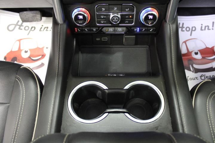 Used 2022 GMC Yukon SLT w/ SLT Premium Package image 35