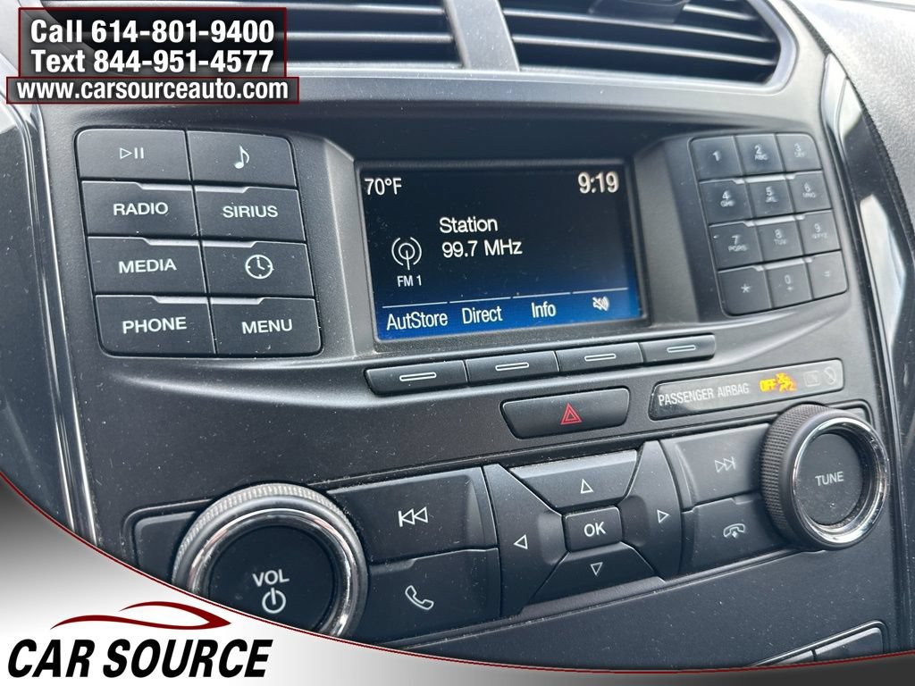 Used 2018 Ford Explorer XLT AWD/4WD image 17