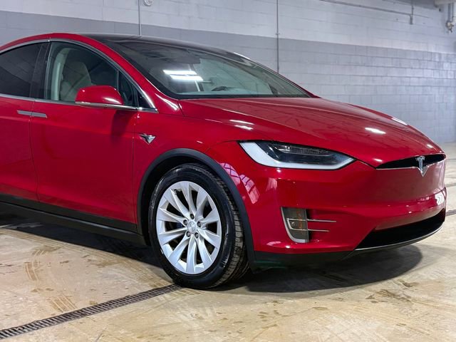 Used 2018 Tesla Model X 75D image 8