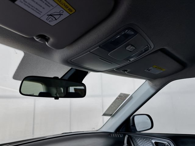 Used 2023 Kia Soul LX w/ LX Technology Package FWD image 18