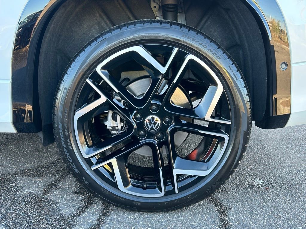Used 2026 Volkswagen Tiguan SEL R-Line image 58