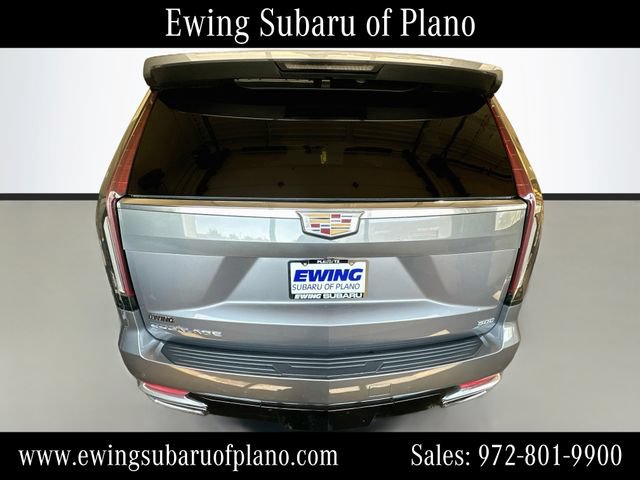 Used 2022 Cadillac Escalade Luxury w/ LPO, Illumination Package RWD image 6