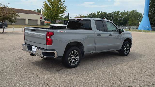 Used 2024 Chevrolet Silverado 1500 LT AWD/4WD image 8
