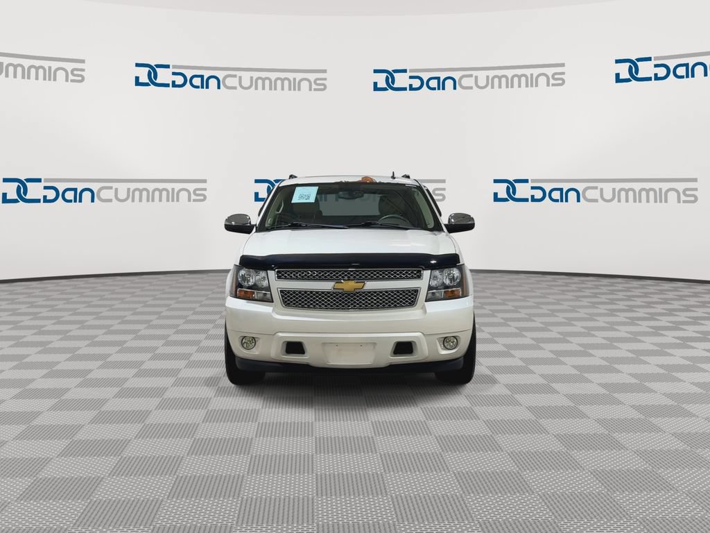 Used 2013 Chevrolet Avalanche LTZ AWD/4WD image 3