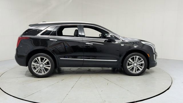 Certified 2025 Cadillac XT5 Premium Luxury w/ LPO, Floor Liner Package image 6