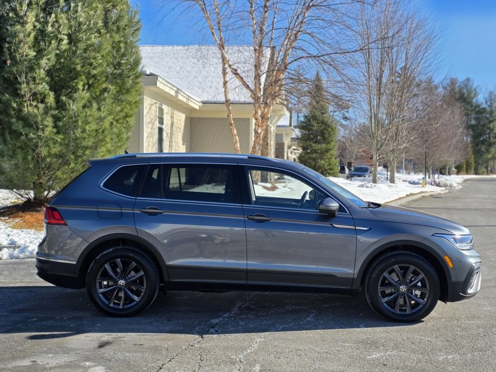 Used 2024 Volkswagen Tiguan SE image 13