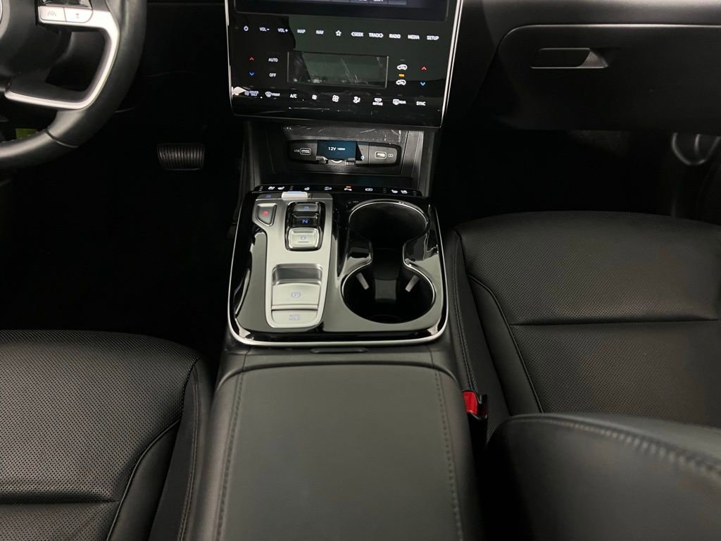 Used 2022 Hyundai Tucson Limited w/ Cargo Package image 17