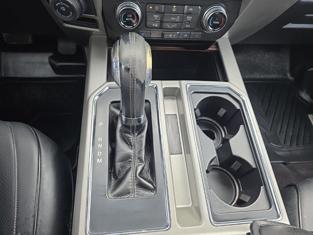 Used 2017 Ford F150 Lariat image 35