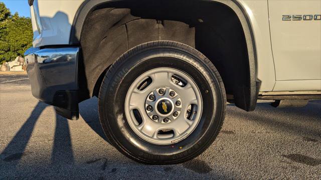 Used 2022 Chevrolet Silverado 2500 W/T w/ Gooseneck/5TH Wheel Package RWD image 27