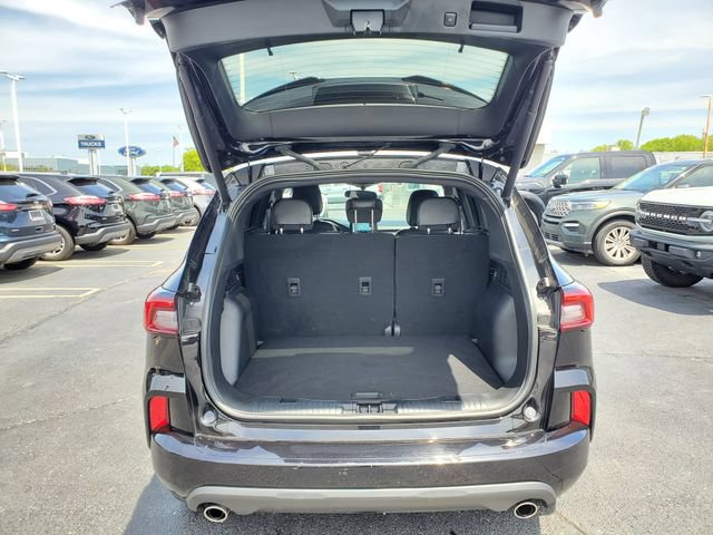 Used 2024 Ford Escape ST-Line AWD/4WD image 27