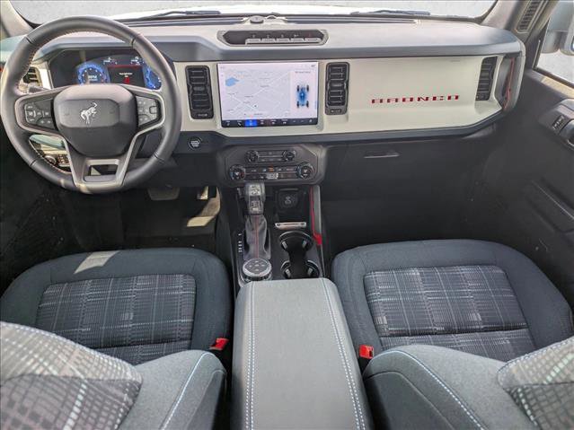 Certified 2025 Ford Bronco Heritage Edition image 18