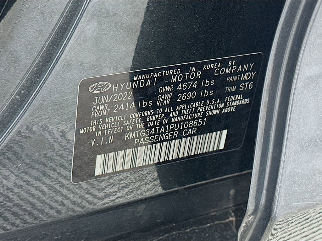 Used 2023 Genesis G70 2.0T w/ Sport Prestige Package image 37