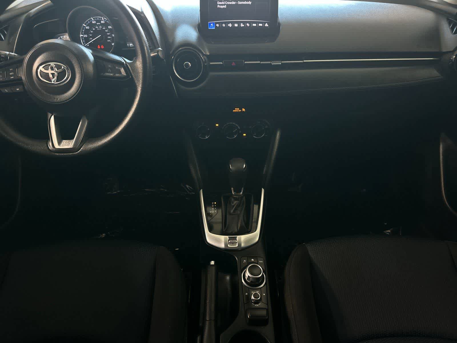 Used 2020 Toyota Yaris LE FWD video 4
