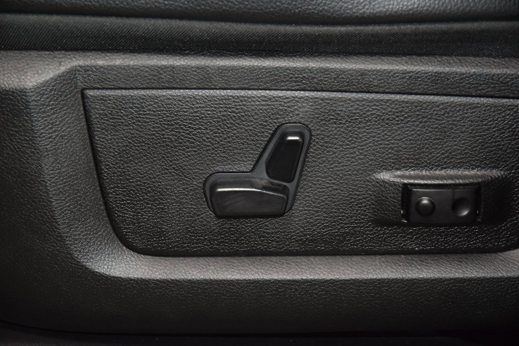 Used 2024 RAM 2500 Laramie w/ Night Edition image 38