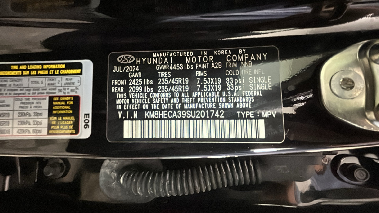 Used 2025 Hyundai Kona Limited AWD/4WD image 12