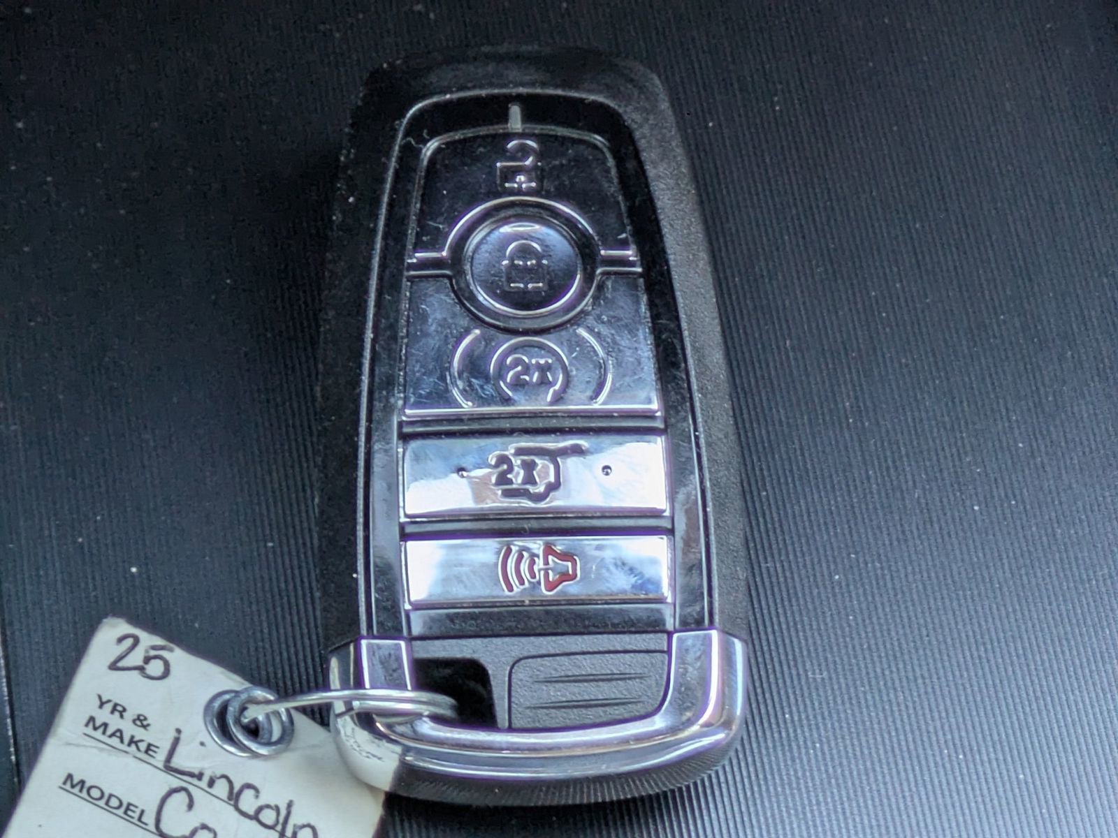 Certified 2025 Lincoln Corsair FWD w/ Equipment Group 101A image 31