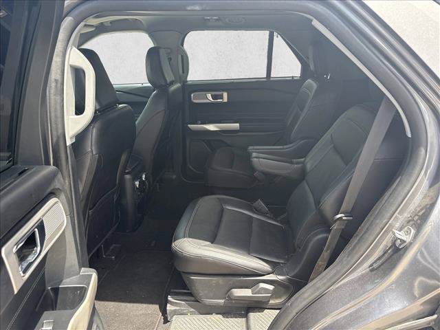 Used 2021 Ford Explorer Limited w/ Equipment Group 301A RWD image 19
