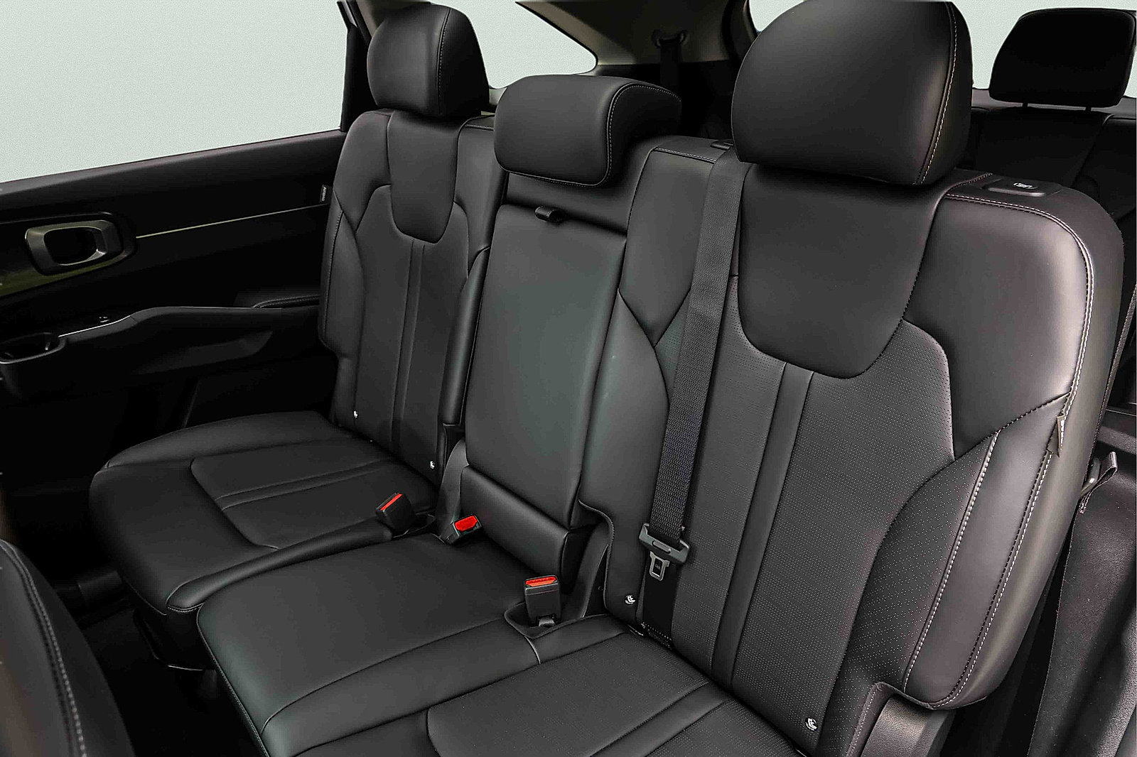 Certified 2026 Kia Sorento S w/ S Panoramic Sunroof Package FWD image 21
