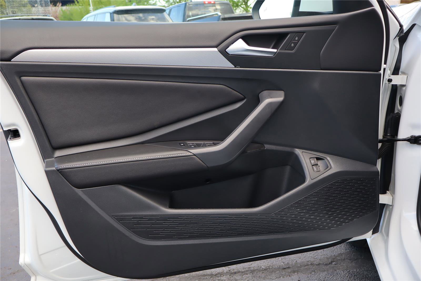 Certified 2023 Volkswagen Jetta S image 13