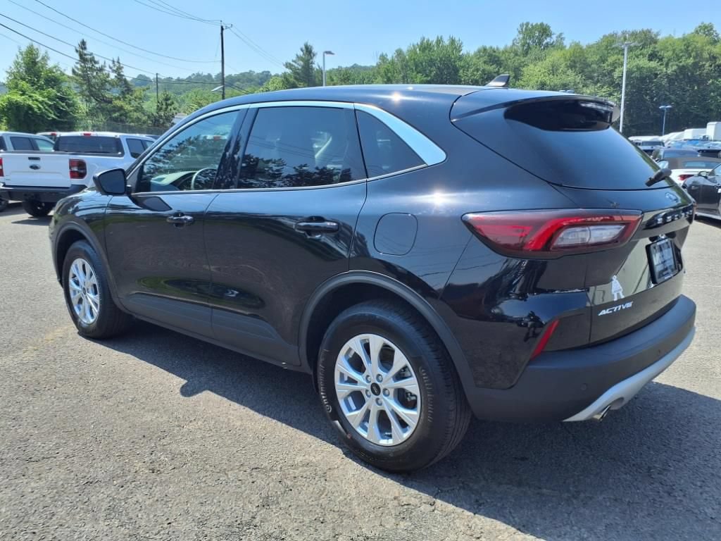 New 2024 Ford Escape Active w/ Tech Pack #2 AWD/4WD image 4