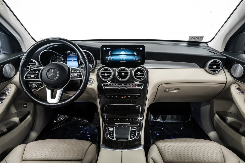 Used 2021 Mercedes-Benz GLC 300 image 21
