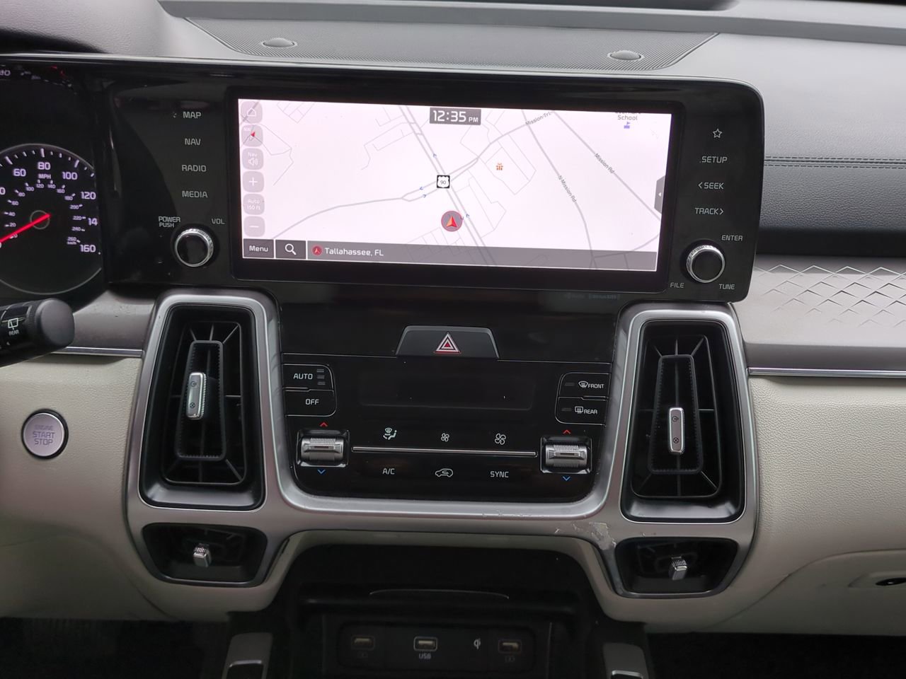 Certified 2023 Kia Sorento S image 18