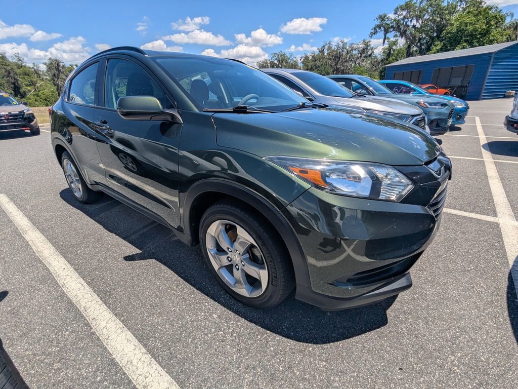 Used 2017 Honda HR-V LX image 1