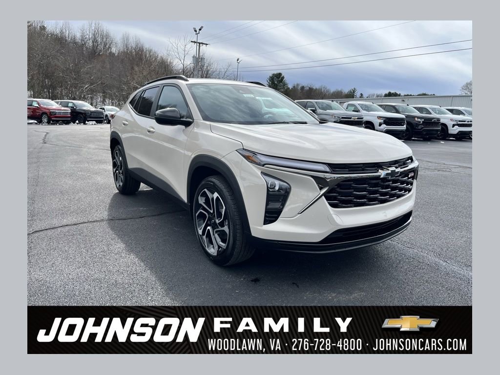 New 2026 Chevrolet Trax RS w/ Sunroof Package