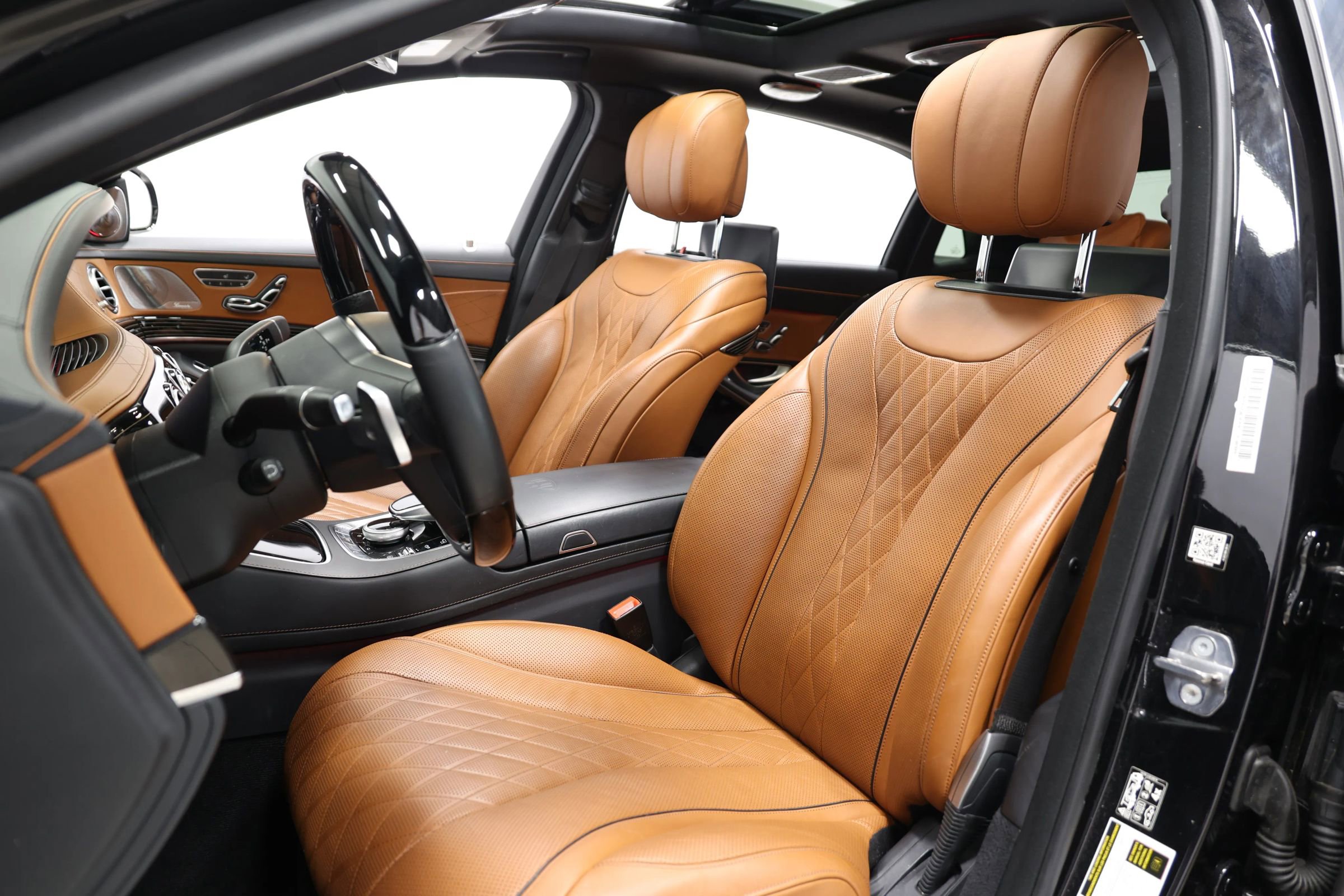 Used 2019 Mercedes-Benz Maybach S 560 4MATIC image 18