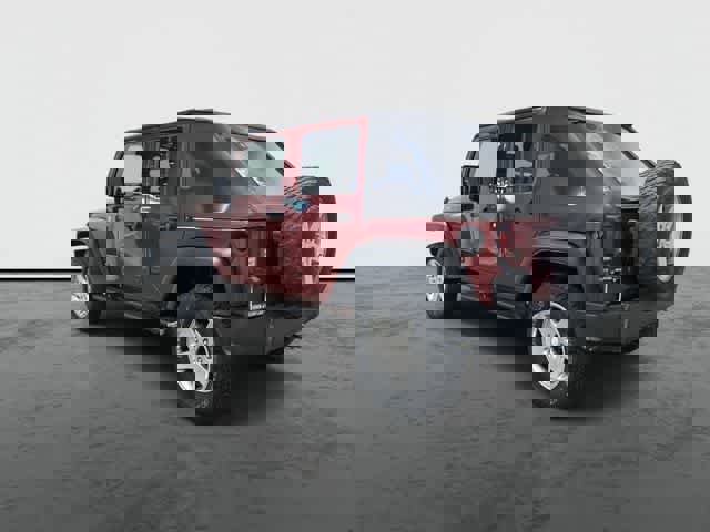 Used 2011 Jeep Wrangler Unlimited Rubicon w/ Connectivity Group image 9