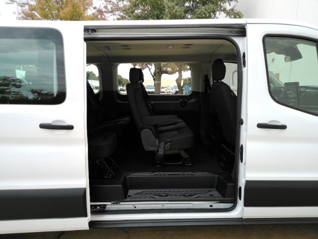 Used 2023 Ford Transit 350 XLT image 5