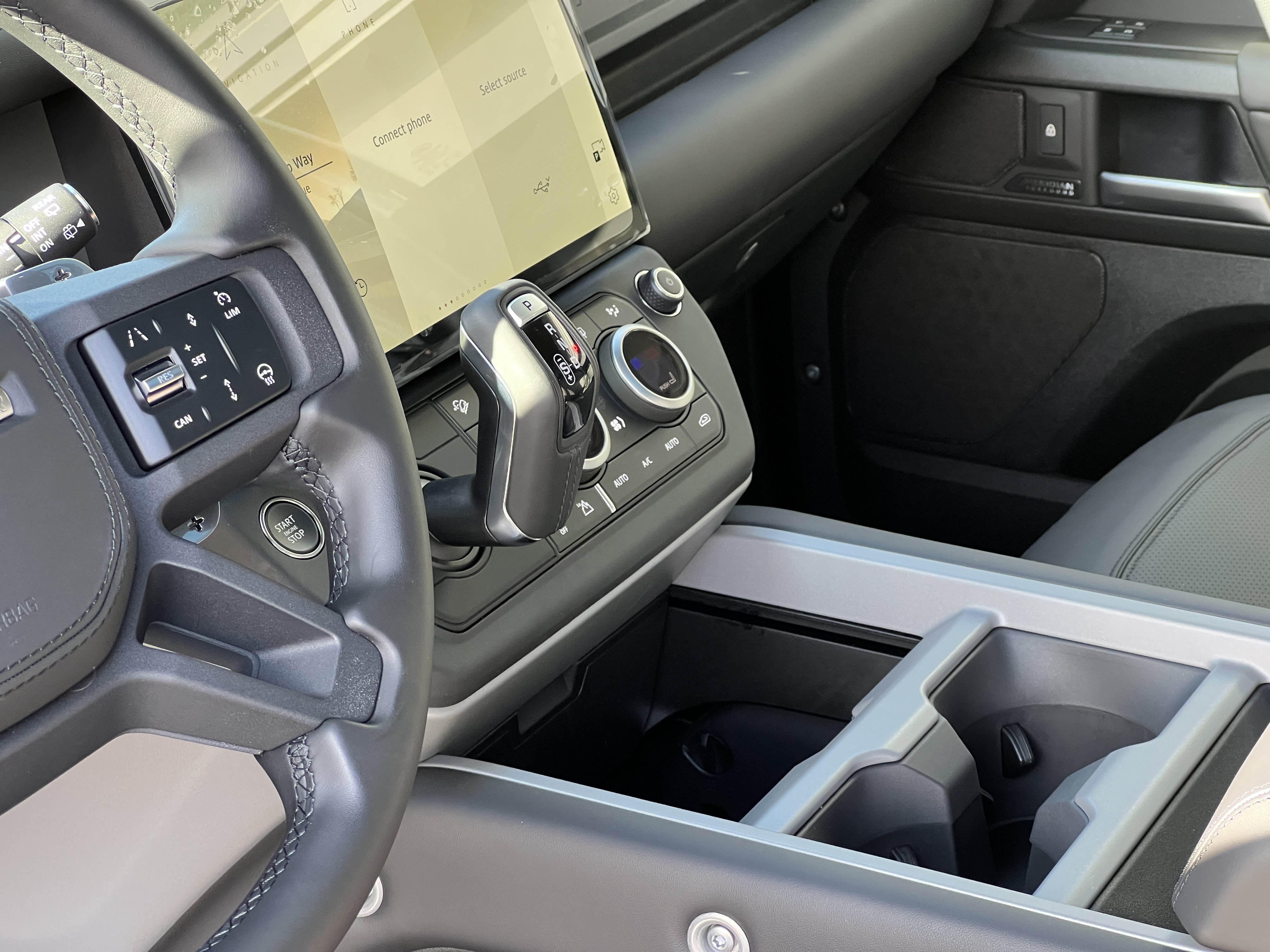 New 2026 Land Rover Defender 130 V8 AWD/4WD image 24
