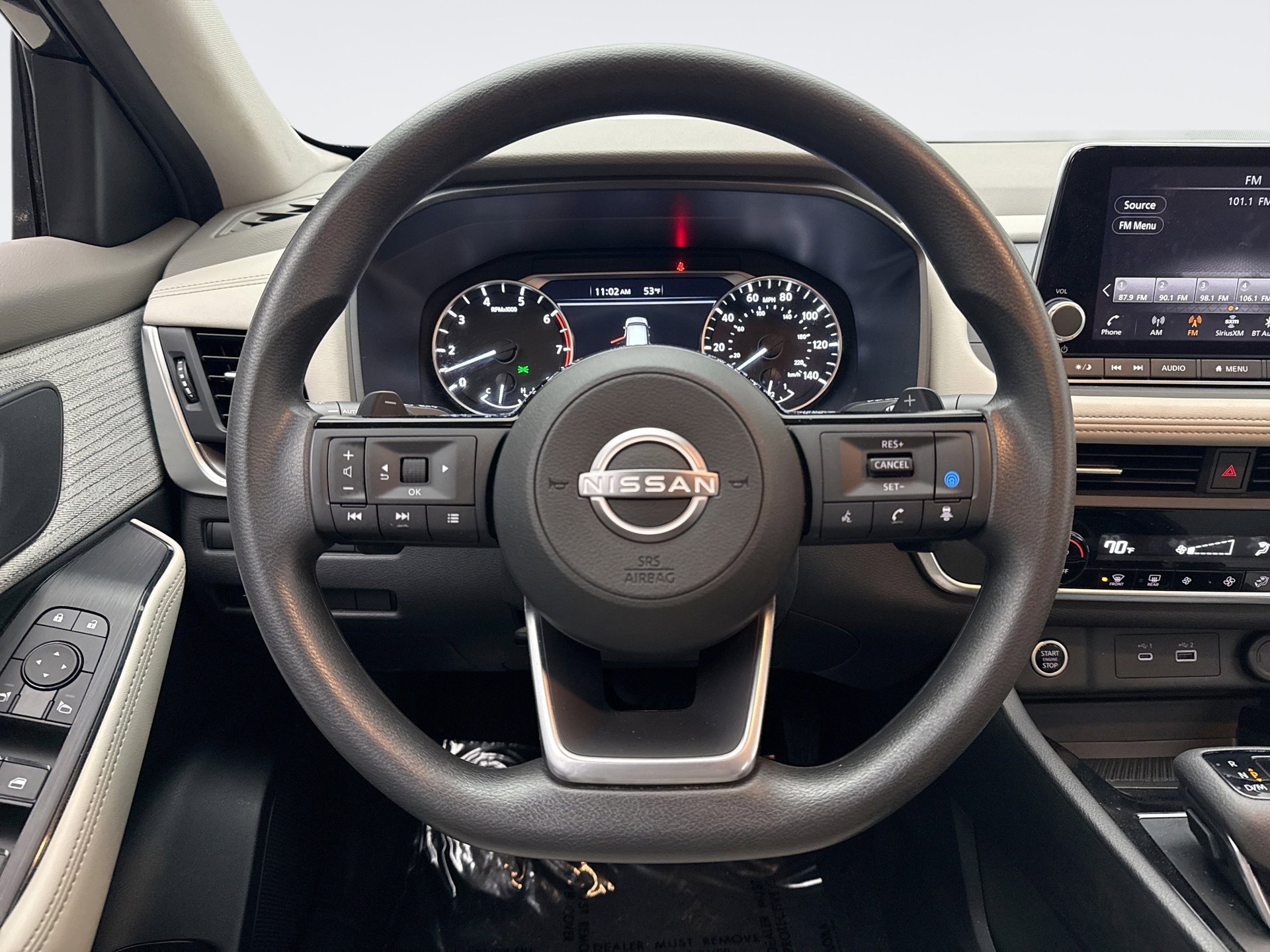 Used 2023 Nissan Rogue SV image 12