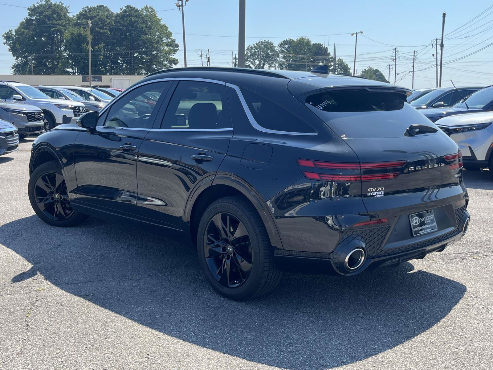 Used 2022 Genesis GV70 3.5T Sport AWD/4WD image 5