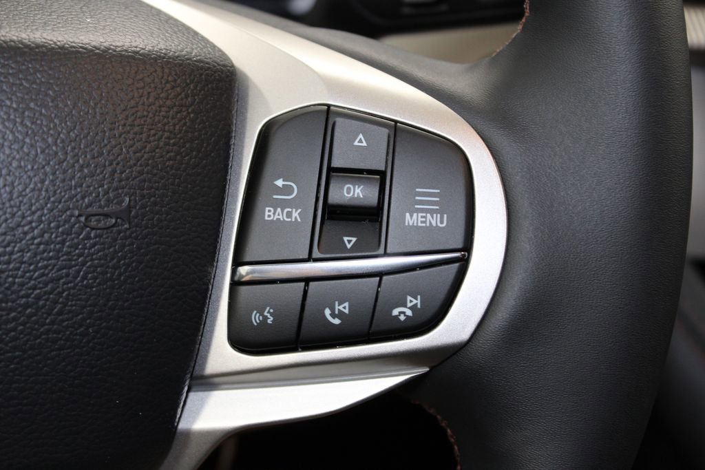 New 2026 Ford Explorer Active image 37