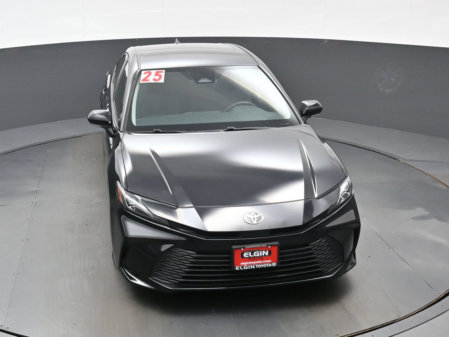 Used 2025 Toyota Camry LE FWD image 35