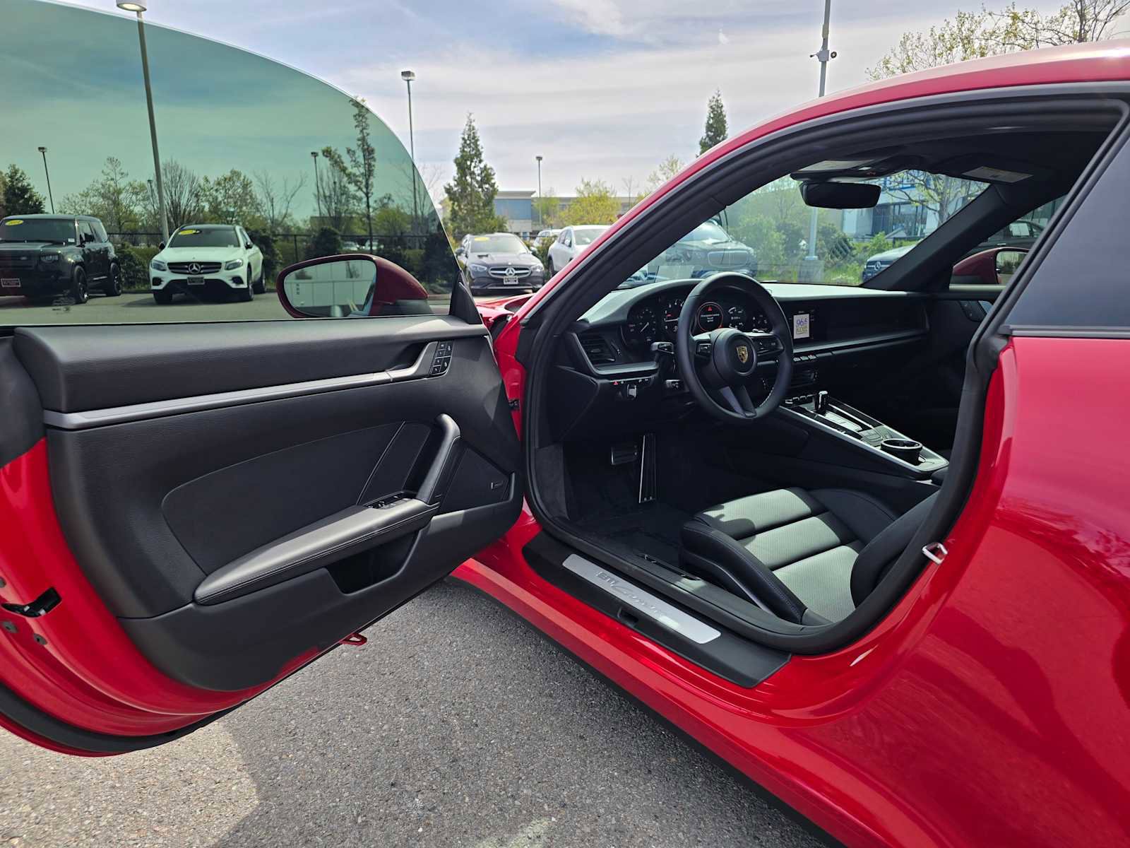 Used 2024 Porsche 911 Carrera image 22