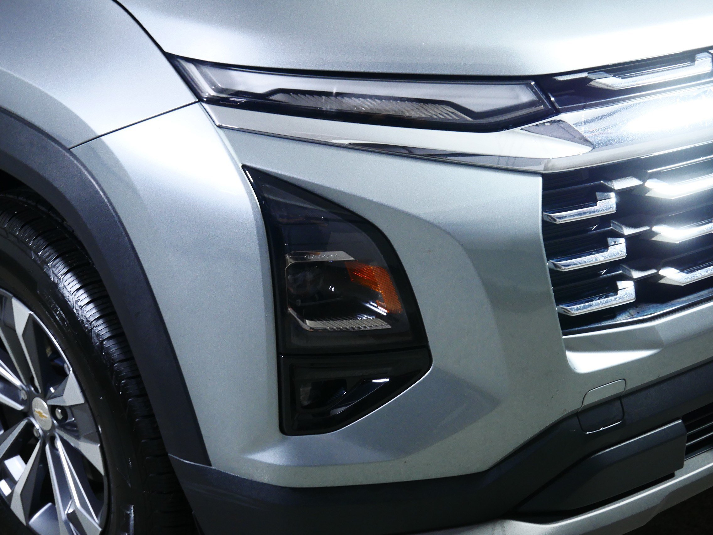 Used 2025 Chevrolet Equinox LT w/ Convenience Package II FWD image 16