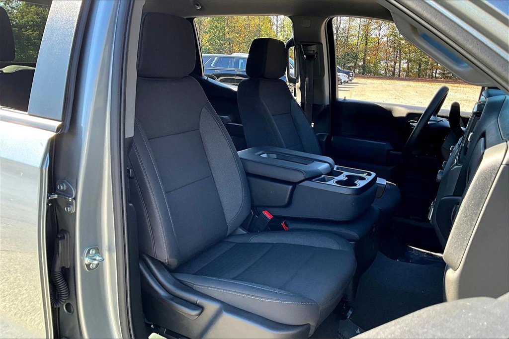 Certified 2025 Chevrolet Silverado 1500 Custom w/ Turbomax Blackout Package image 26