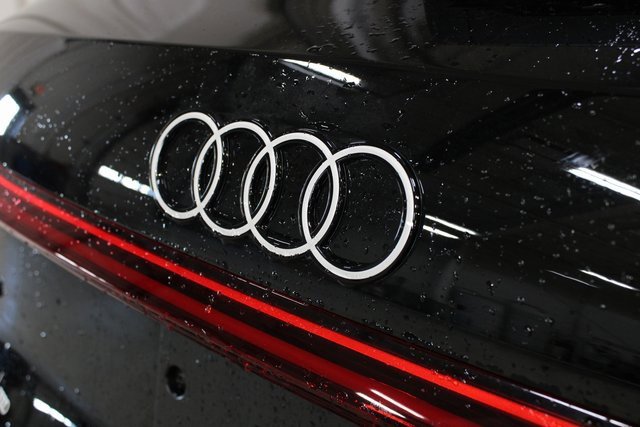 New 2025 Audi Q5 Premium Plus image 32