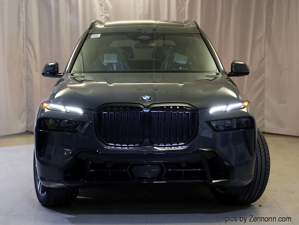 Used 2026 BMW X7 xDrive40i w/ M Sport Package image 5
