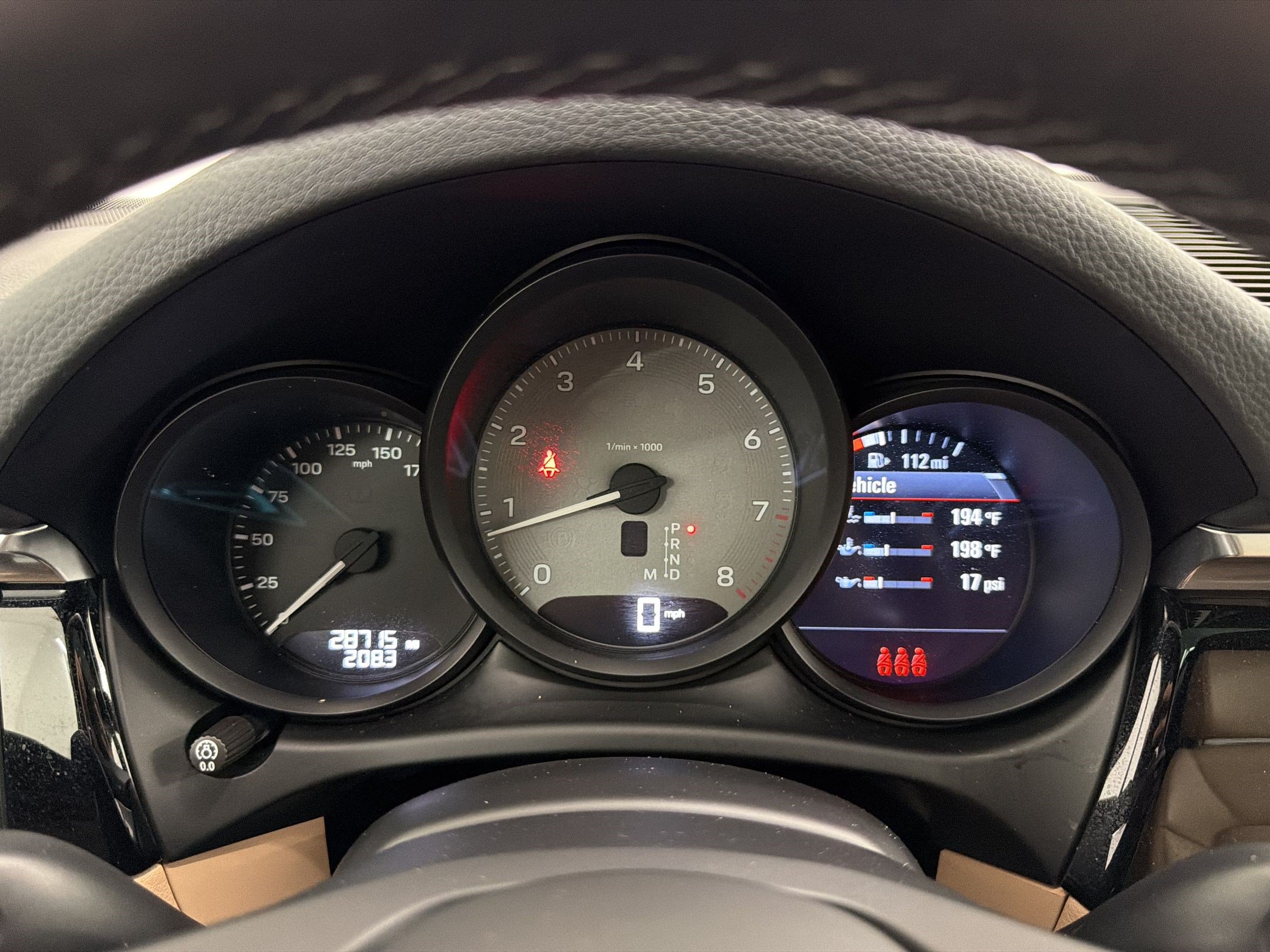 Certified 2023 Porsche Macan S AWD/4WD image 23