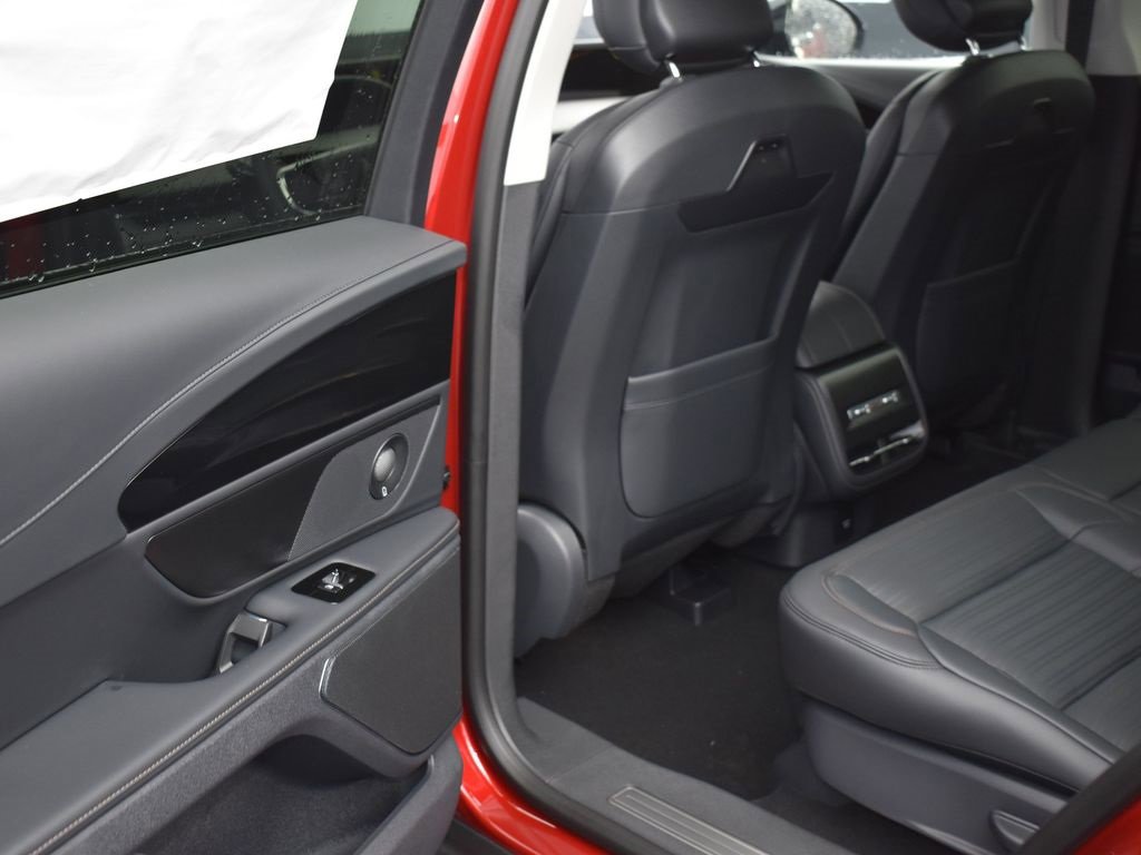 New 2026 Lincoln Nautilus Reserve w/ Jet Appearance Package image 12