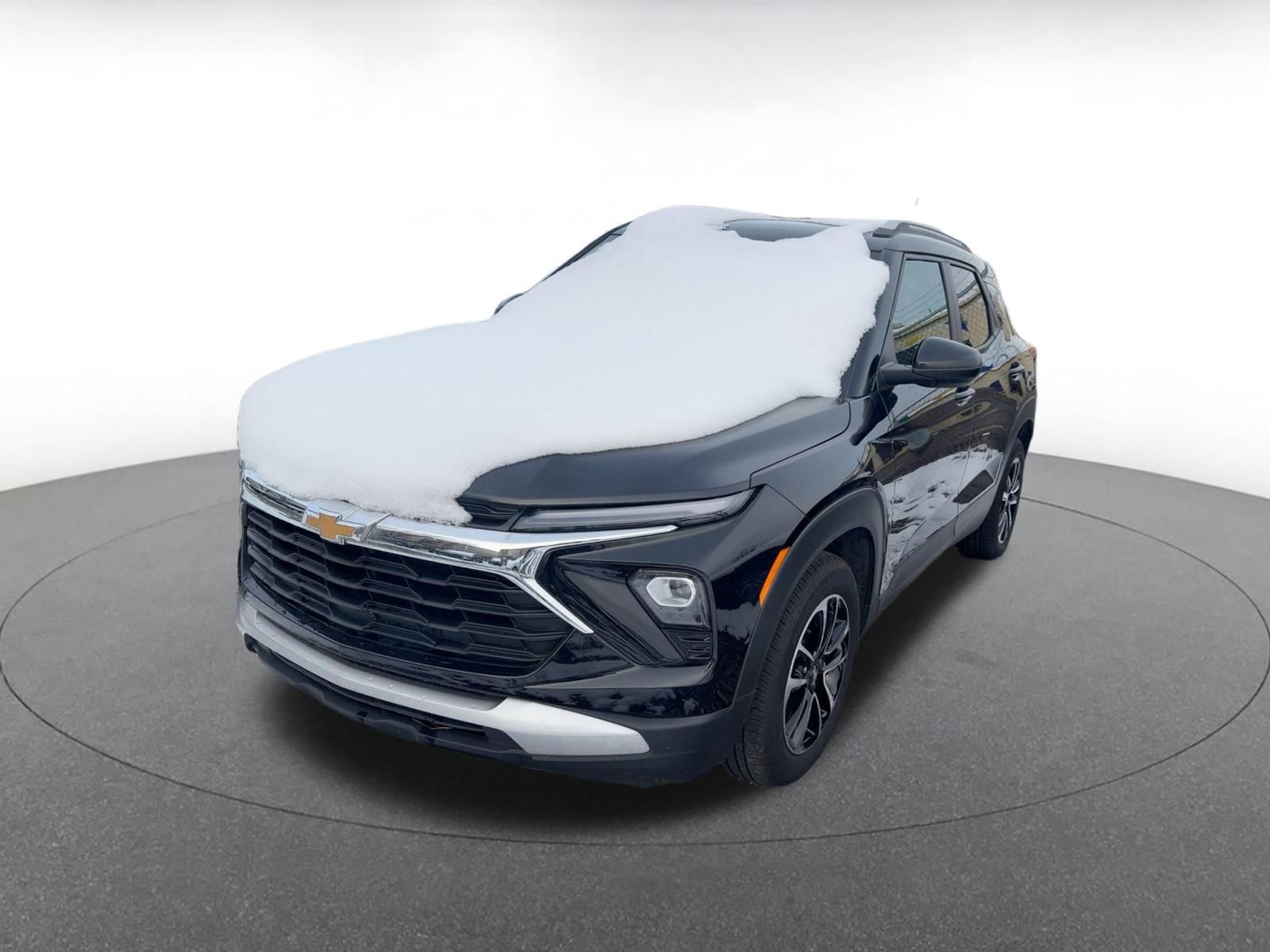 Used 2025 Chevrolet TrailBlazer LT image 4