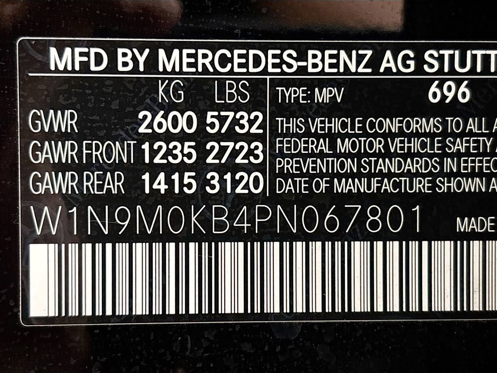 Used 2023 Mercedes-Benz EQB 300 4MATIC image 29